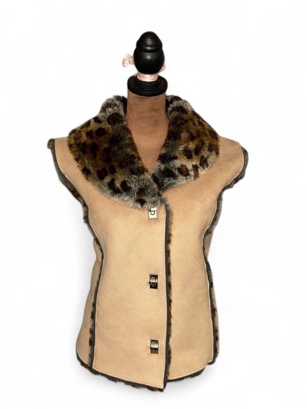 Sleeveless Faux Shearling Vest with Leopard Collar - Tan XL Tan Cheetah